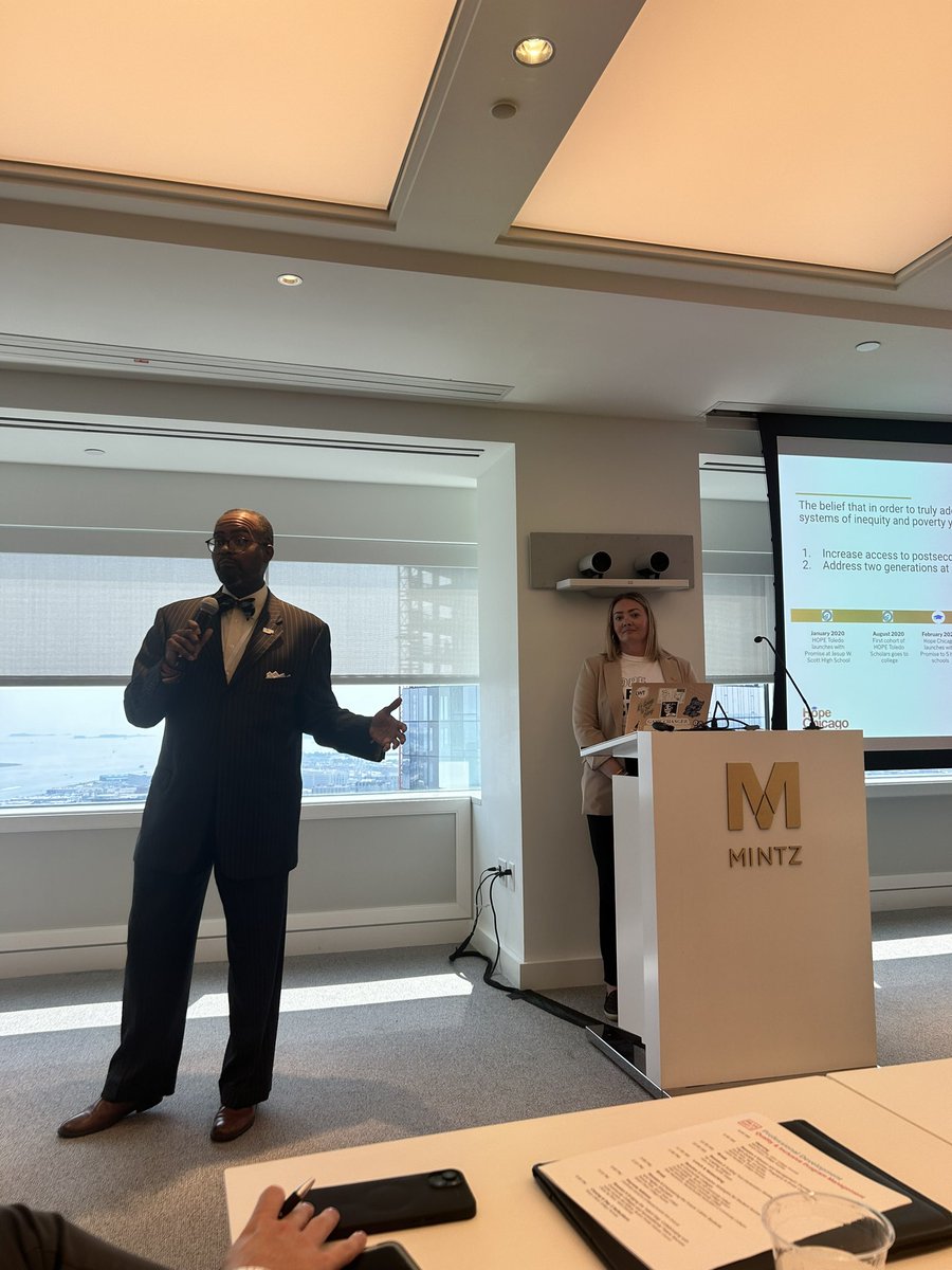 College_Promise's tweet photo. @DetroitPromise @LYHbeaconofhope John Jones @HopeTolPromise &amp; Cameron Hardamon @HopeChicagoEdu discussing their innovative 2-gen promise strategies #studentparents https://t.co/U0emG3dFiM