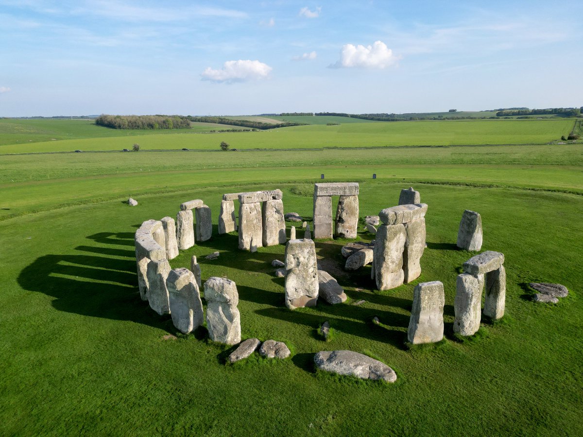 A Stonehenge stone may have Scottish origins... 

[THREAD] 🧵
trib.al/8PtcArJ