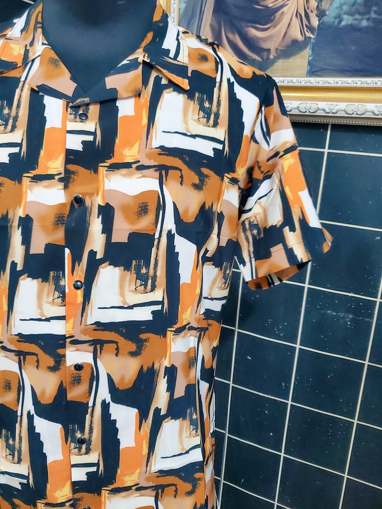 ecu557's tweet photo. Not you regular vintage print βοΈ
#eDsTouch
#eDified
#eDShirts
#ForGloryForHonour
#ForGodToMen
#FashionparExcellence
#FashionPriest
#GodsCraftman https://t.co/pzSP7xlCfC