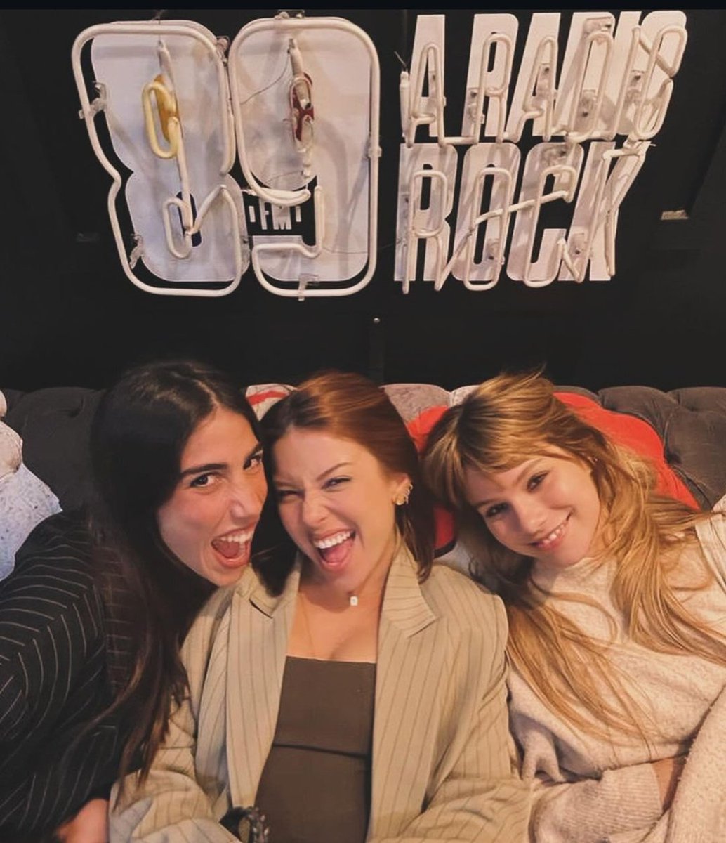 best of clarissa tweet media