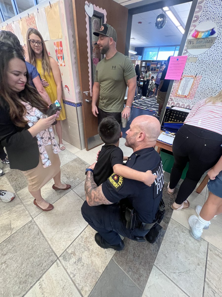 Dallas Police Dept (@dallaspd) on Twitter photo And he's off!
A special morning as we escorted the son of Senior Corporal Jose De La Rocha to his first day of school.
Sadly, we lost SC De La Rocha in 2023, but today,
<a href="/DPDChiefGarcia/">Eddie Garcia</a>, <a href="/DallasPD/">Dallas Police Dept</a>, and fellow first responders were honored to be there.
Have a great year! And he's off!
A special morning as we escorted the son of Senior Corporal Jose De La Rocha to his first day of school.
Sadly, we lost SC De La Rocha in 2023, but today,
<a href="/DPDChiefGarcia/">Eddie Garcia</a>, <a href="/DallasPD/">Dallas Police Dept</a>, and fellow first responders were honored to be there.
Have a great year!