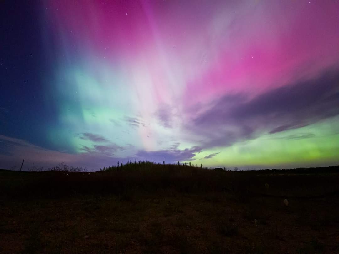 A couple more beautiful shots of the Northern Lights this past Sunday night. 👀😍
These were taken in Camp Douglas, WI.
Thanks to Jasmine Johnson for the photos. 👍
#wiwx #NorthernLights ##AuroraBorealis #aurora