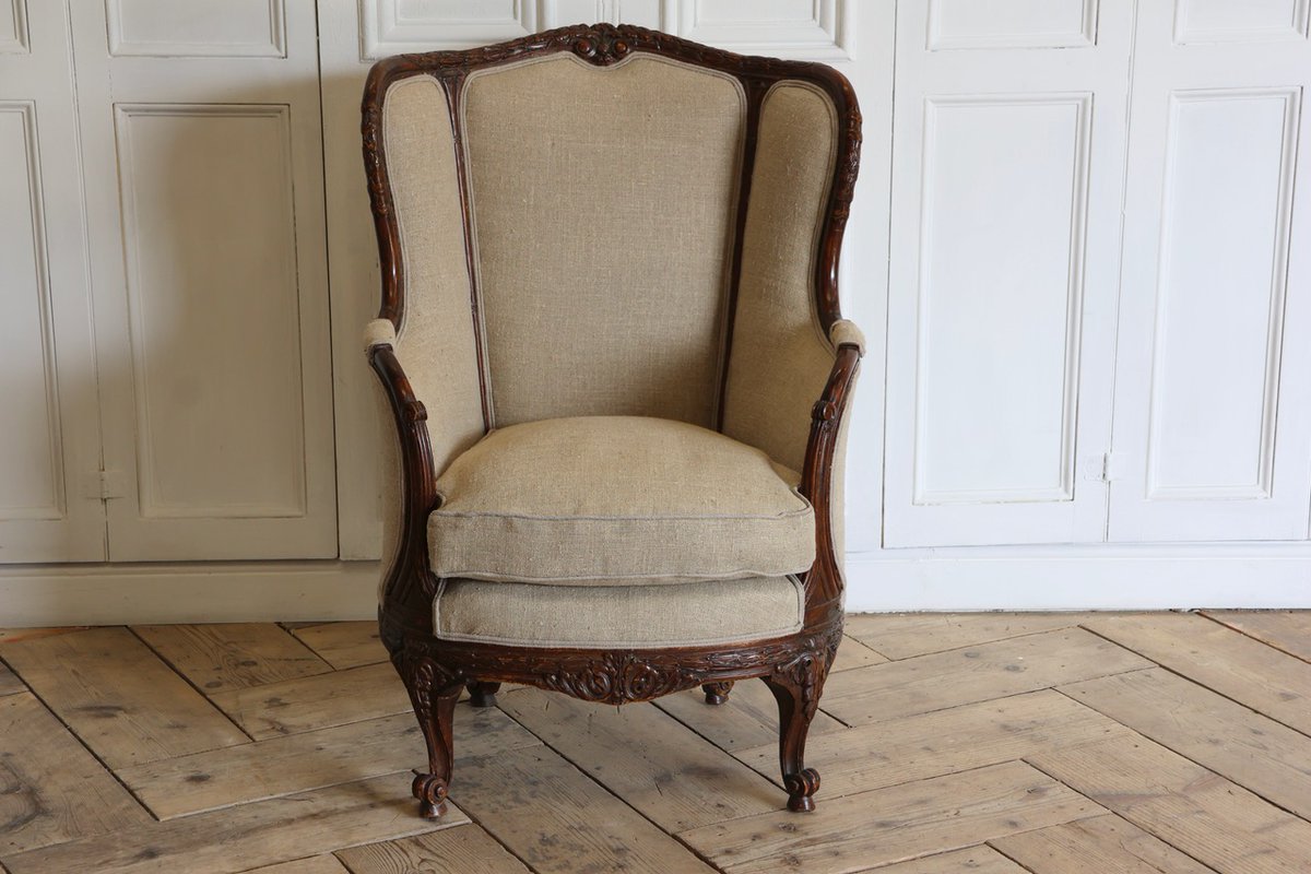 BrownriggUK's tweet image. 19th Century French Armchair

rb.gy/wli4pi

#frencharmchair #antiquefrencharmchair #antiquechair #frenchfurniture #antique #furniture