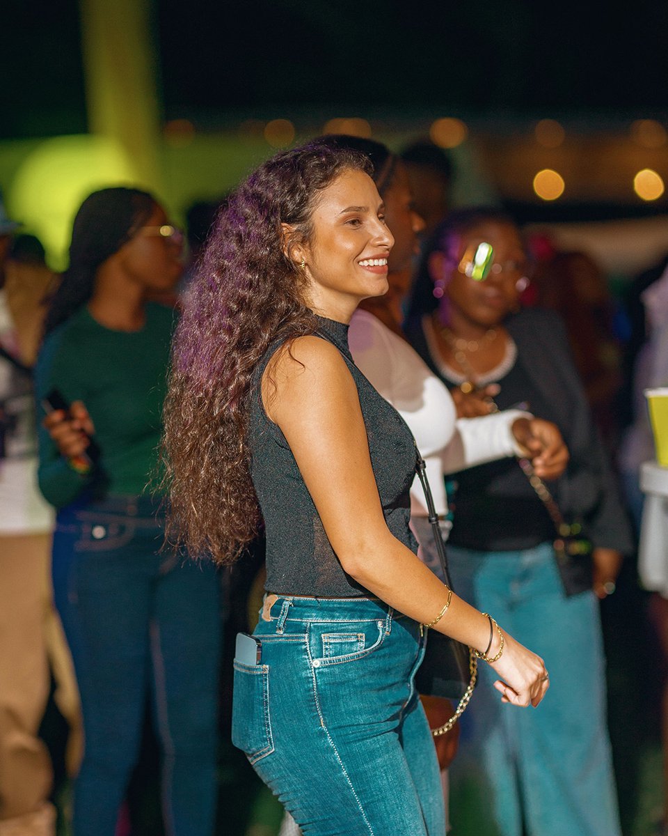 friendzonelome's tweet photo. Nous avons eu un comeback avec des vibrations pures et des sourires sans fin. 🤩

❤️ Big love à tous ceux qui sont venus et qui ont rendu le retour exceptionnel !

See you asap ✨ https://t.co/O7pYe0iong