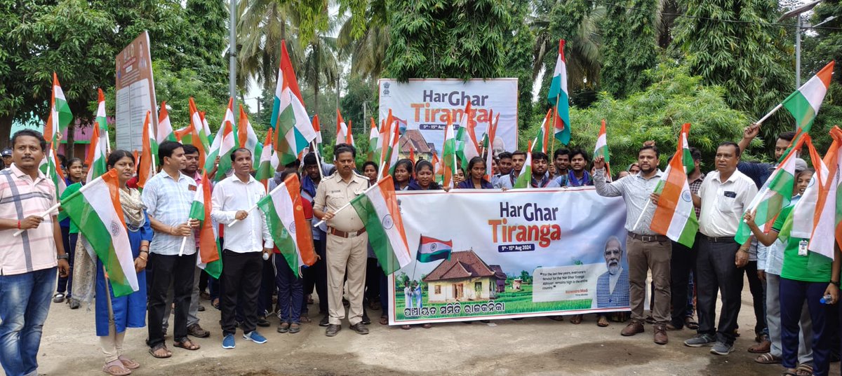 BDORajkanika's tweet photo. Celebration of HarGhar  Tiranga  and Tiranga Jatra  at Rajkanika Block. 
@PMOIndia 
@CMO_Odisha 
@IPR_Odisha 
@PRDeptOdisha 
@dmkendrapara 
@ZPKendrapada https://t.co/bpXml3sD7m