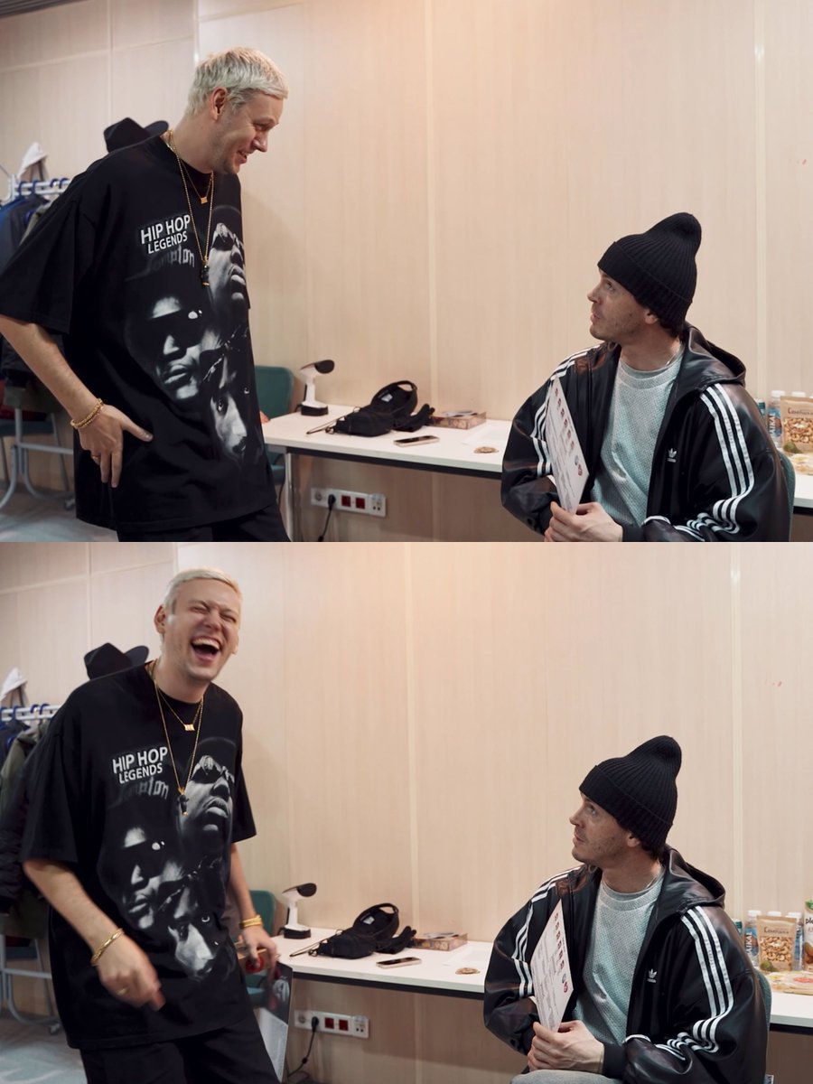 blackberry tweet media