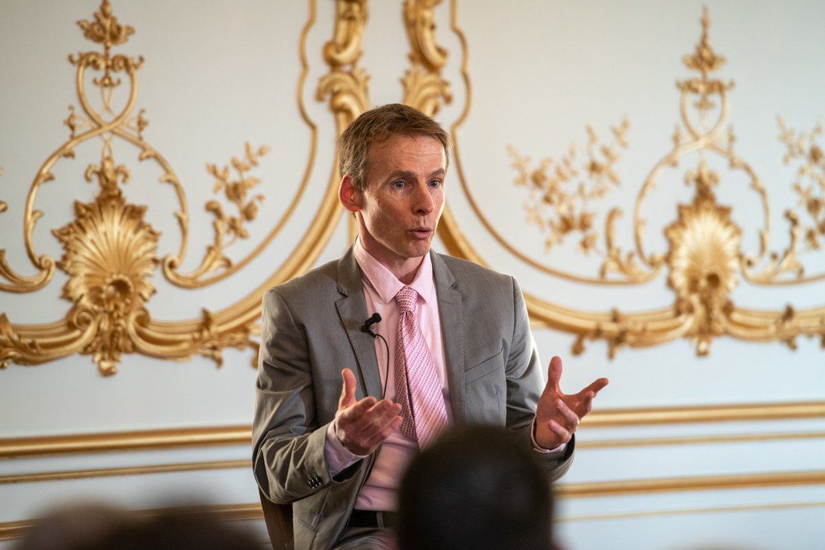 tcdalumni's tweet image. From BESS to bylines...

In the latest edition of #TrinityToday, Rory Carroll, BESS (1994), reflects on his journey as a foreign correspondent – from language hurdles to the evolving landscape of global reporting. Read here: bit.ly/46GAGpL

#TCDAlumni