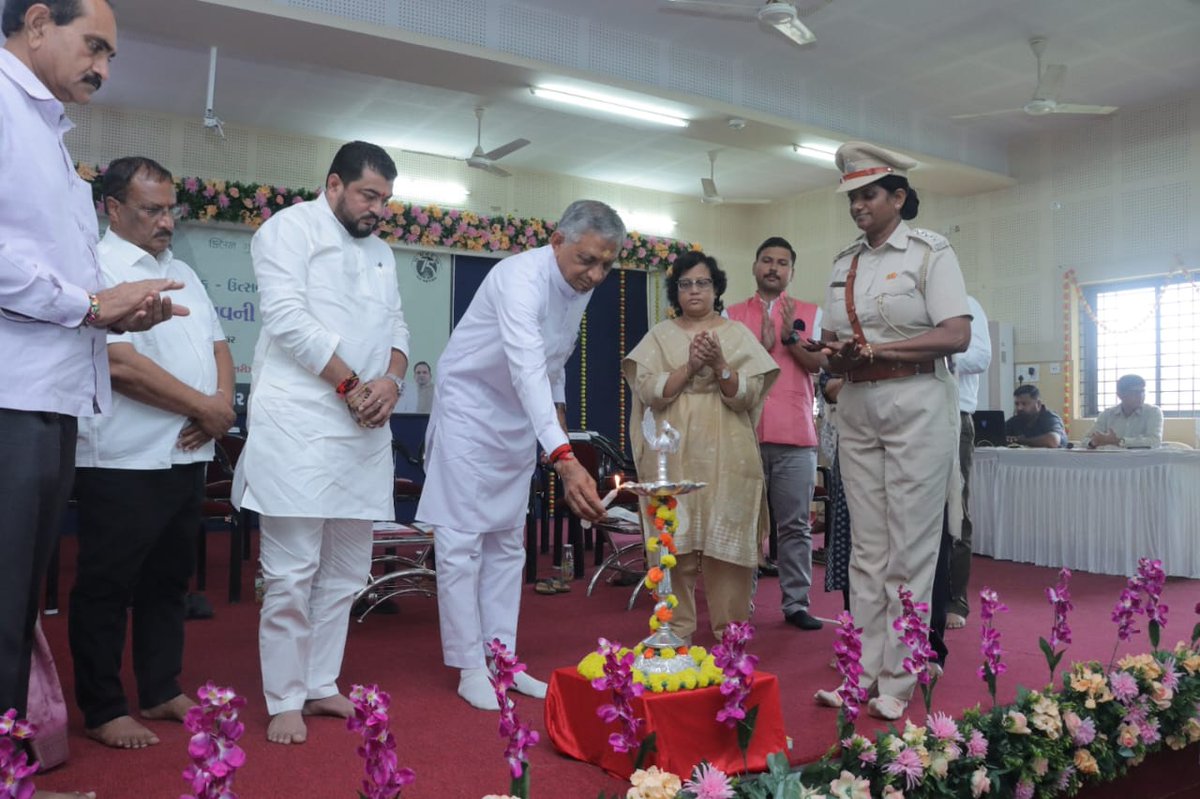 CCF_Wildlife's tweet photo. Glimpses of 75th Van Mahotsav celebration at Fisheries College, Veravel in the presence of Hon'ble Cabinet Minister Shri Kunvarjibhai Bavaliya and MP, Junagadh, Gir Somnath, Shri Rajeshbhai Chudasama  and other authorities. https://t.co/ns07HqVVf8