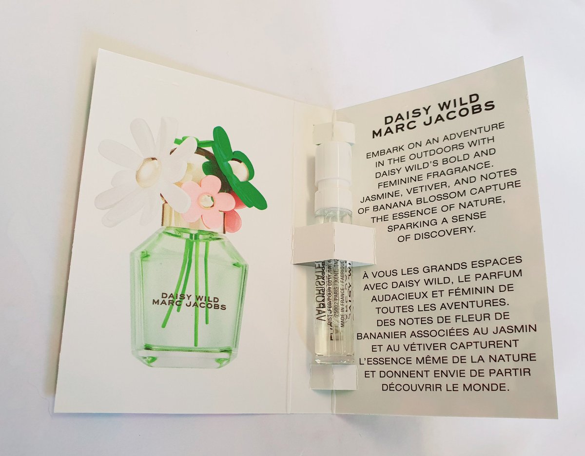 wildseawitch's tweet photo. Can't wait to sample these when my sense of smell returns @marcjacobs @sopost quite excited 🌸🌼🌸 #DaisyDaisyDaisy #MarcJacobs #WildDaisy #Daisy https://t.co/5nOlC7BsTV