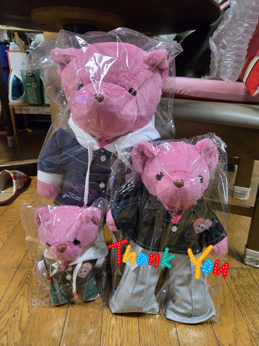 sato0206's tweet photo. @itsMagenta_ x @negacfashion 
のBearちゃんが届きましたー🧸
迷いに迷った結果、大•中•小全揃え(笑)
@tingthai2024 さん、いつもありがとうこざいます🙇‍♀️

#itsmagentaxnegac 
#LaPrincedeChat
#Noeulnuttarat
#BoNoh 
#MagentaBoy https://t.co/sEt6ZPQ2so