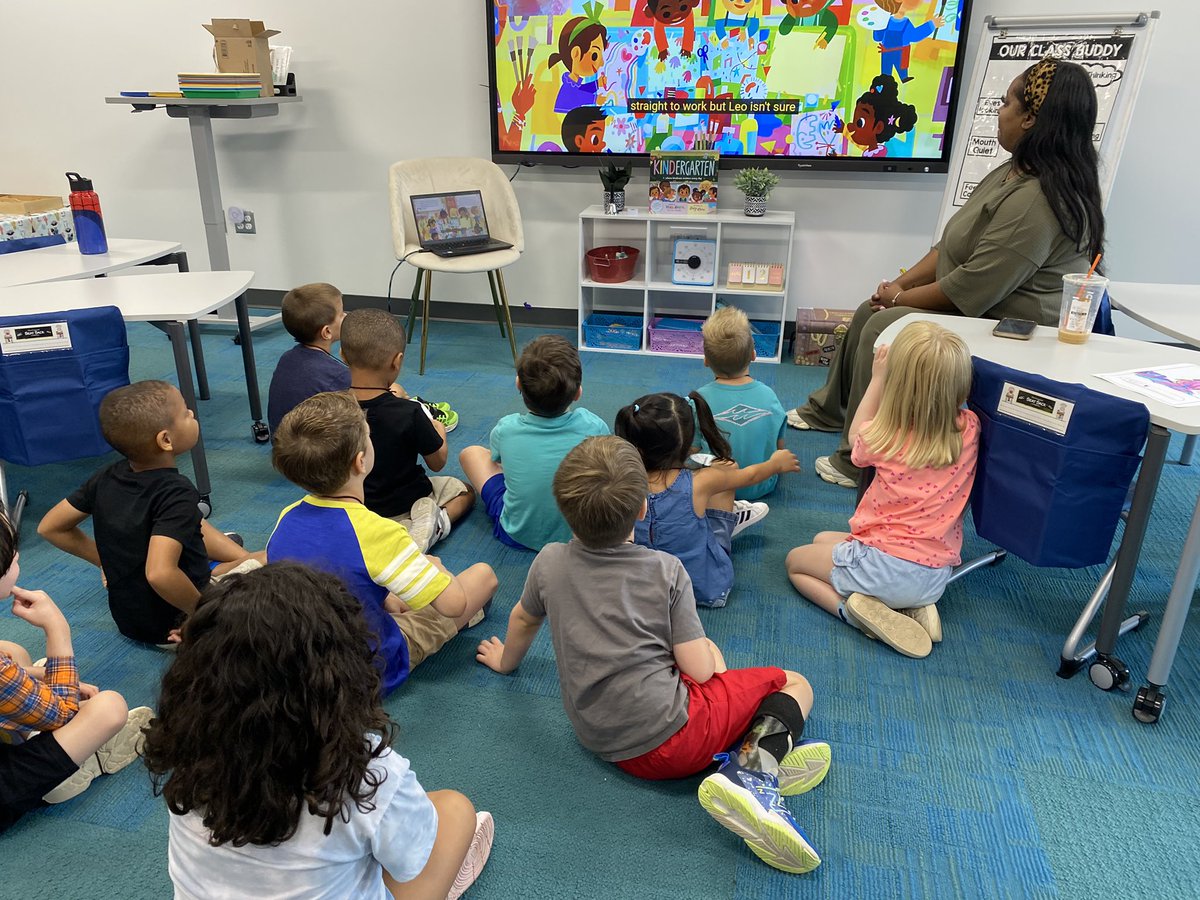 MMES_Panthers's tweet photo. Welcome to school kindergartners! We are so excited for this school year! #ProwlWithAPurpose! #WeAreDPS 🐾💛🐾 @BrownMshinda @CoffeySigne @AKAFerrell_EdD @DurhamPublicSch https://t.co/Z9t4GGLahm