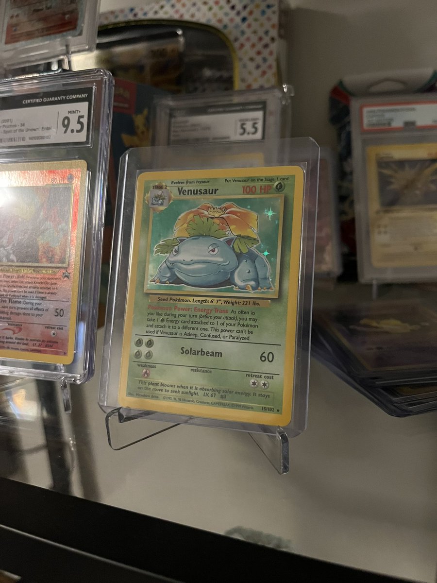 imp0und's tweet photo. On the grind for little shiny pieces of cardboard https://t.co/nwpqWScpLN