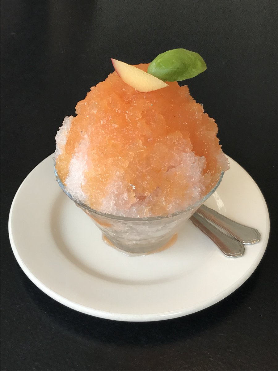 tangerinarchive's tweet photo. 행궁동 카페 • are coffee (알커피)

           자두빙수 .. 🍧 https://t.co/g7swVSN0kp
