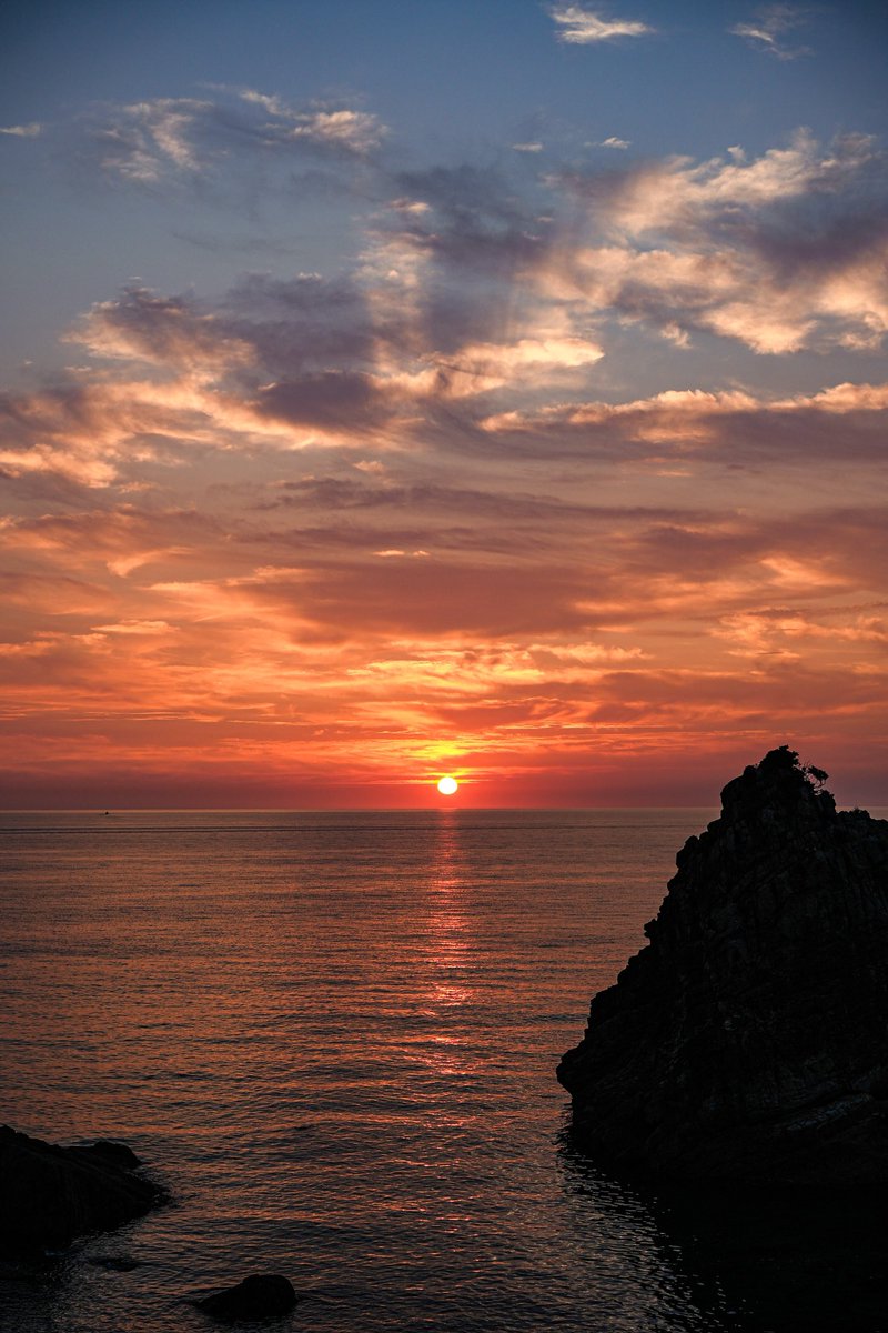 天草で見た夕日がサイコーだった。
#夕日百景
#天草
#ファインダー越しの私の世界
#これソニーで撮りました