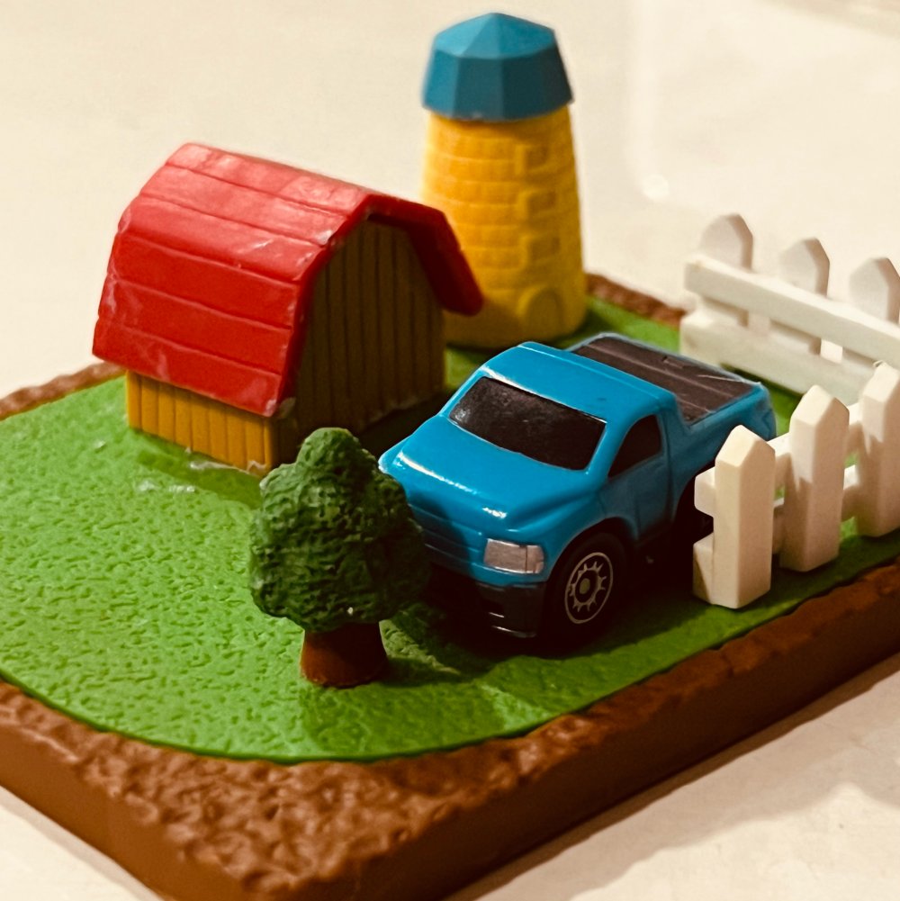 heyniccheung's tweet photo. 【Day 3️⃣2️⃣】Owning a farm sounds dreamy, right? Until you remember the...aromas🌾😅. Always imagine the worst, not the best, or you'll be stuck in endless envy!😉 #FarmLife #RealityCheck #SmellyTruth #StayGrounded #HumorInTruth https://t.co/ZgIhkFOhZv