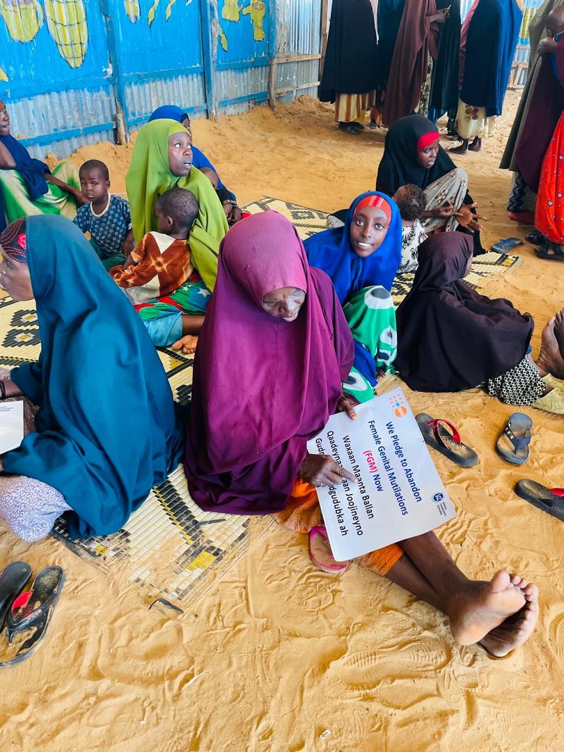 SCC awareness team carried out FGM campaign on practice to change traditions with the support of older generations, educate girls on their right to decide what happens to their bodies and speak out about the risks and realities of FGM. <a href="/UNFPA/">UNFPA</a>, <a href="/UNFPA_SOMALIA/">UNFPASomalia</a> <a href="/StopFGM4/">SFS Somalia</a>
