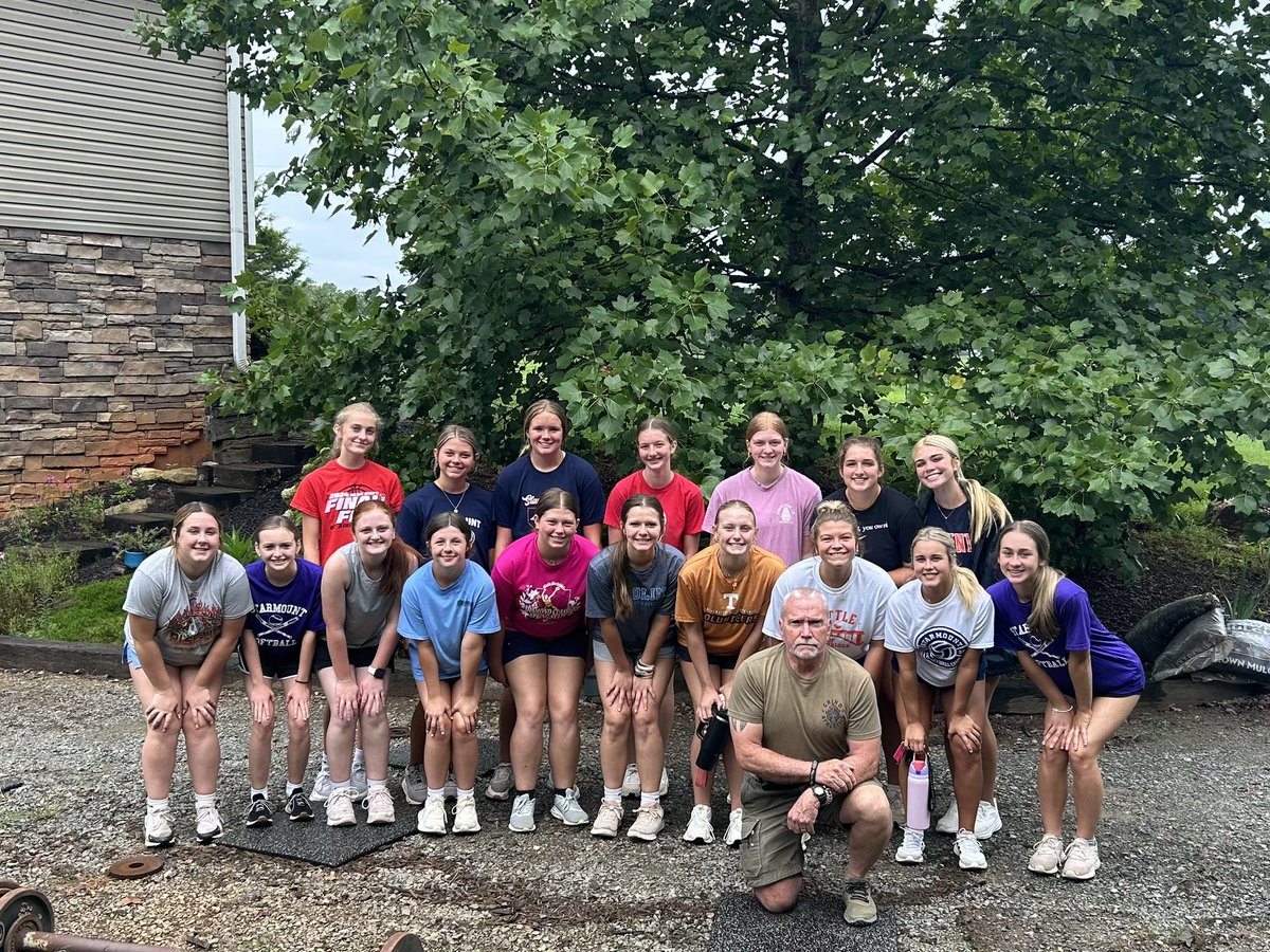 Our Starmount Softball girls had a great summer of strength and conditioning! Be proud girls, you worked hard this summer! It will pay off. 

A special thank you to Coach Charlie Haire for dedicating time to these girls! <a href="/GATAGridiron/">GATA Gridiron Club</a> <a href="/starmounthigh/">Starmount High</a> #GATA