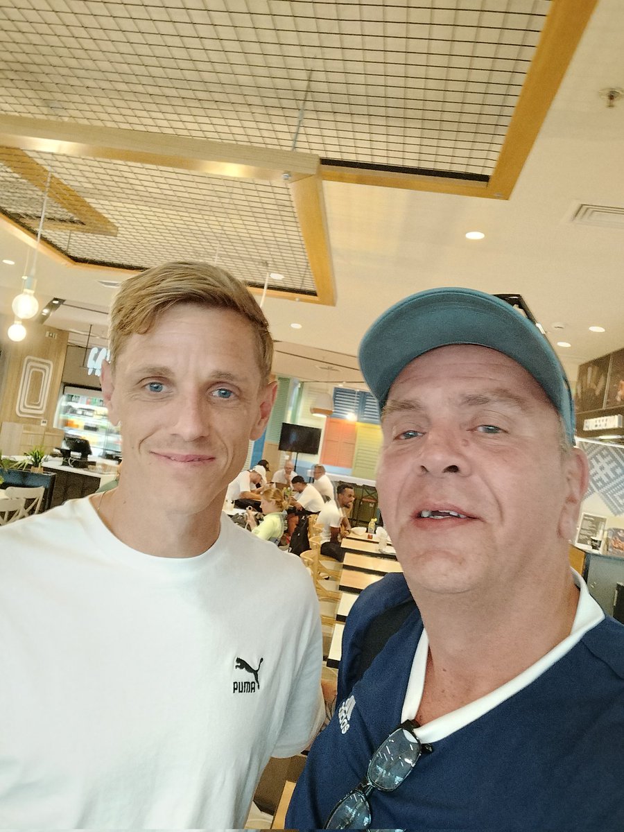 Oude bekende tegen gekomen op Thessaloniki airport. Søren Rieks was er met Malmö Ff na de CL wedstrijd tegen Panatinaikos. #NEC #Nijmegen #eredivisie