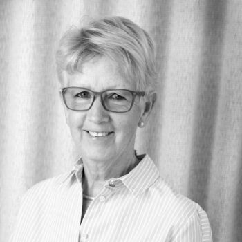 Meet Maureen Whitemore, AMUSF Board Director 🤝

Our new series helps you get to know the faces behind the AMUSF and first up is Maureen Whitemore.

Maureen runs her successful Interior Design practice Whitemore &amp; Thwaytes, creating special places for special people.