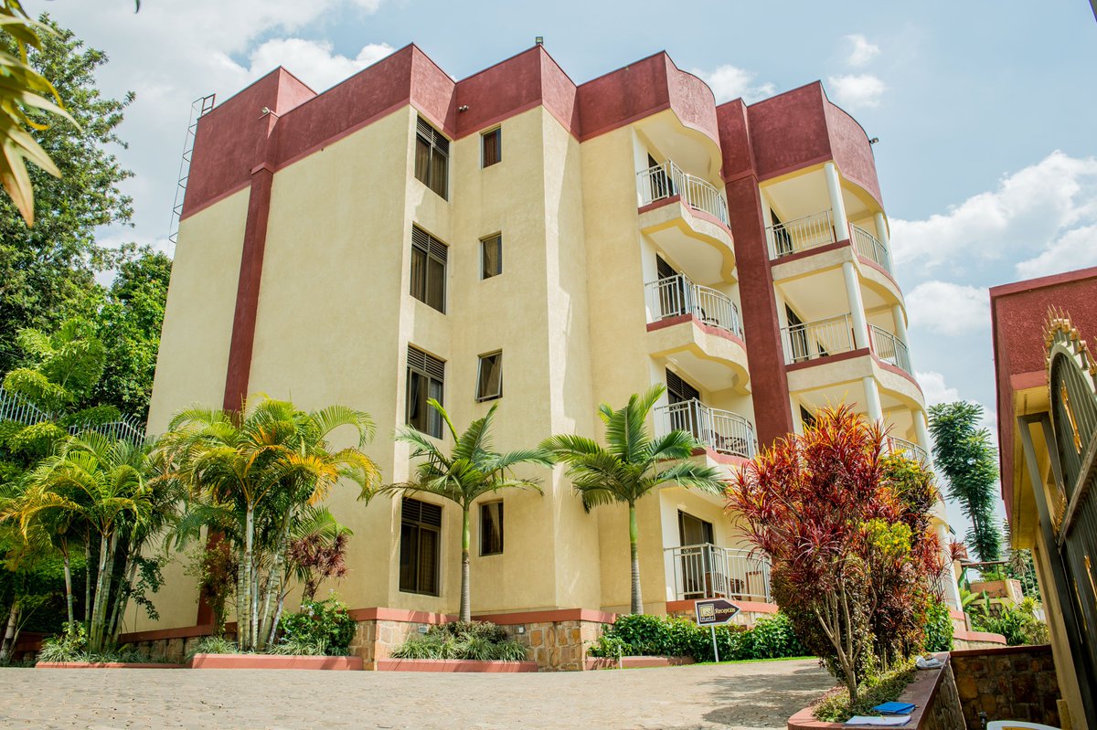 ltd_rohi's tweet photo. A stay away from home should always be a special occassion.
Rohi Apartments  offers you a warm and modern space that makes you feel right at home.
Book your stay with us  and enjoy the best accomodation services in Kigali.
For reservation please call+250 788 308 903 https://t.co/KWdPmTCOln