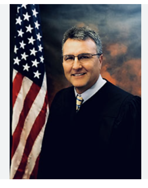 Judge WELKE, Why Won't You EXPLAIN Your Rulings?

Learn more: brokenjusticebook.com

TRANSPARENCY plays a pivotal role in fostering TRUST.  Currently, court proceedings, decisions (as evidenced in my case: the judge refused to explain his rulings), the judge selection and