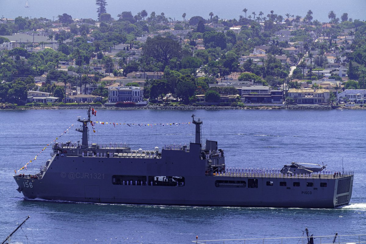 WarshipCam's tweet photo. Peruvian Navy Makassar-class landing platform dock BAP Pisco (AMP-156) coming into San Diego - August 13, 2024 #bappisco #amp156 

SRC: TW-@cjr1321 https://t.co/eqXModkMpm
