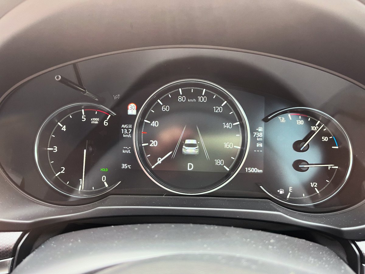 納車されて1週間ちょいで1500km行っちゃいました😅
お盆休みという事もあり遠出したら乗り過ぎちゃいました！
でも全然疲れる事無く乗り心地も最高です😊
楽しく運転出来て疲れもないって凄い👏
ホントに買って良かった(*^_^*)
 #mazda  #cx5  #sportsappearance #乗り過ぎ  #乗り心地最高