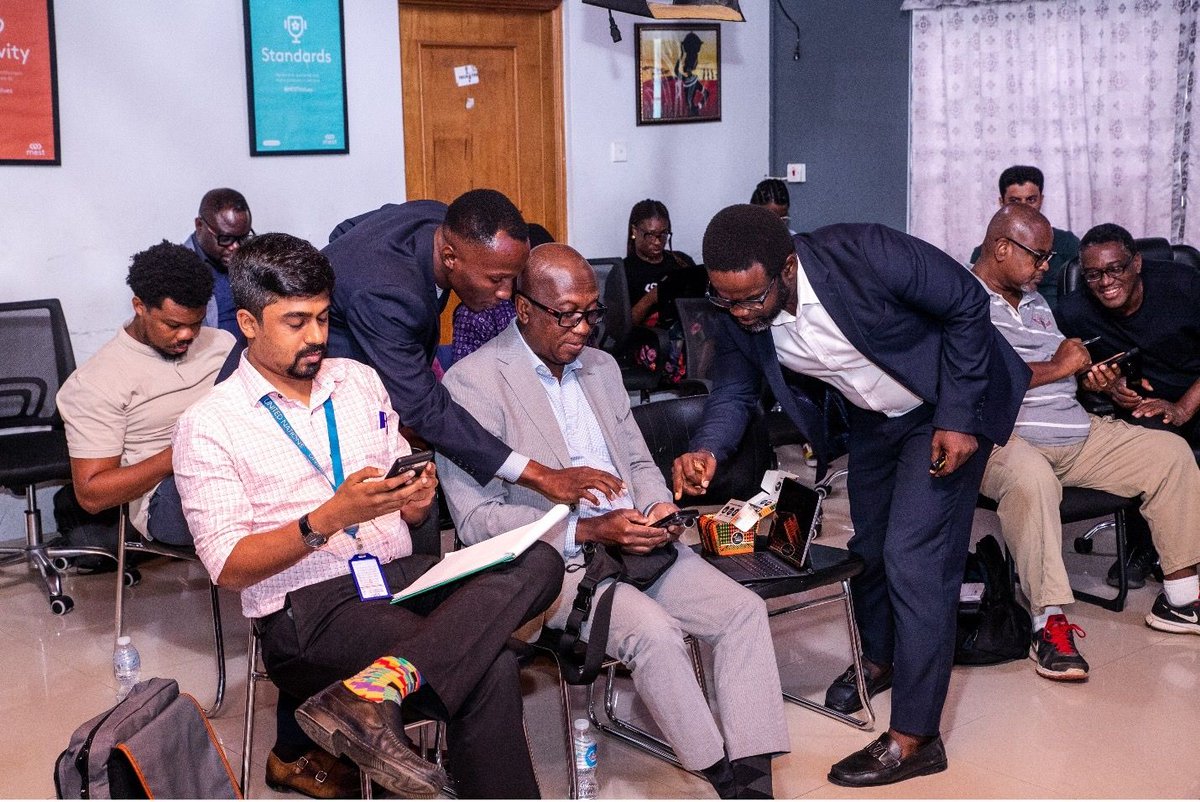 Let's appreciate those who are tackling the digital divide and using technology to empower them.I visited <a href="/CENDLOS_gh/">CENDLOS</a>, <a href="/UNICEF/">UNICEF</a> StartUp Lab <a href="/UNICEFGhana/">UNICEF Ghana</a> and EdTech Hub who work hard to drive access to digital education and transform learning altogether.