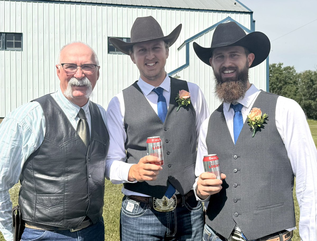 oldmangord's tweet photo. I was at a wedding this past weekend. I like to think I’ve been a positive influence on my nephews 😝 #connectbarley @CoopCRS @HumboldtCoop https://t.co/AAjyUMAqcu