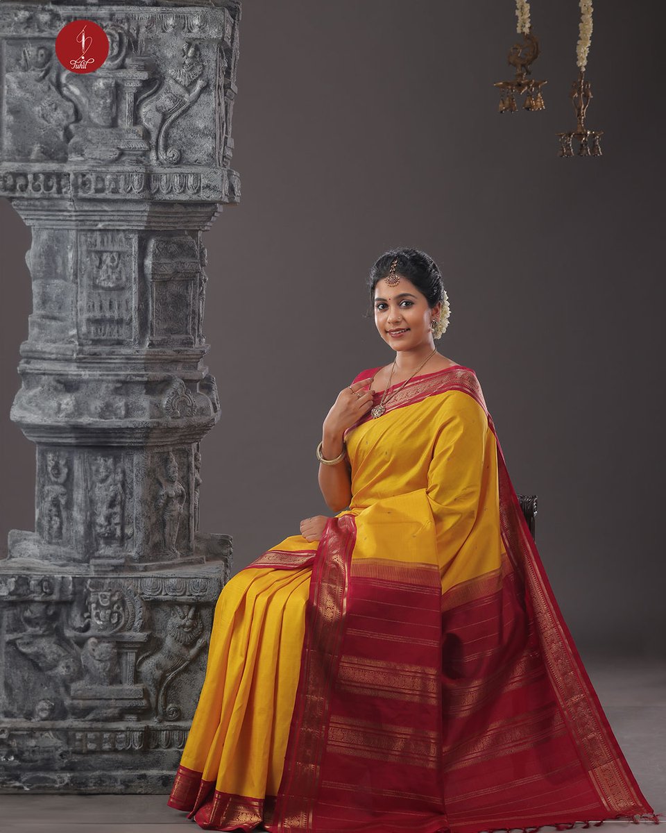 houseoftuhil's tweet photo. The aura of yellow...our pure silk Kanchipuram saree from Shanta. Shop now online at https://t.co/pm7wyW89mh 

#KanchipuramSaree #Tradition #HouseohTuhil #Shanta #Chennai https://t.co/GmVHFBEJAh