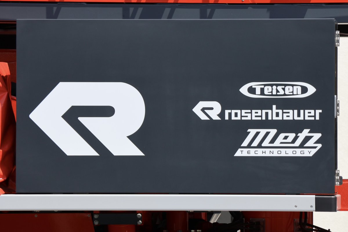 NCTB08's tweet image. 衣浦東部広域連合消防局　安城消防署

30m級先端屈折式はしご車
安城梯子1

愛知県内で初めて導入されたエコニックのはしご車です。
側面のボックスには艤装に関わった各メーカーのロゴが貼り付けられています。