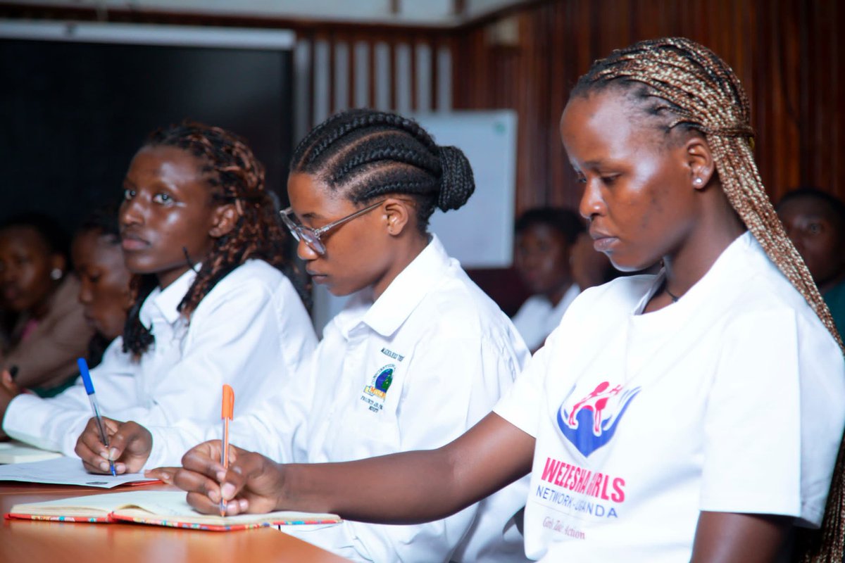 RaisingTeensUg2's tweet photo. We're in @Makerere for Post #InternationalYouthDay because this day gives an opportunity to celebrate and mainstream young peoples’ voices, actions, and initiatives, as well as their meaningful, universal, and equitable engagement.
#RTUat10 https://t.co/lhbzPQJ51V