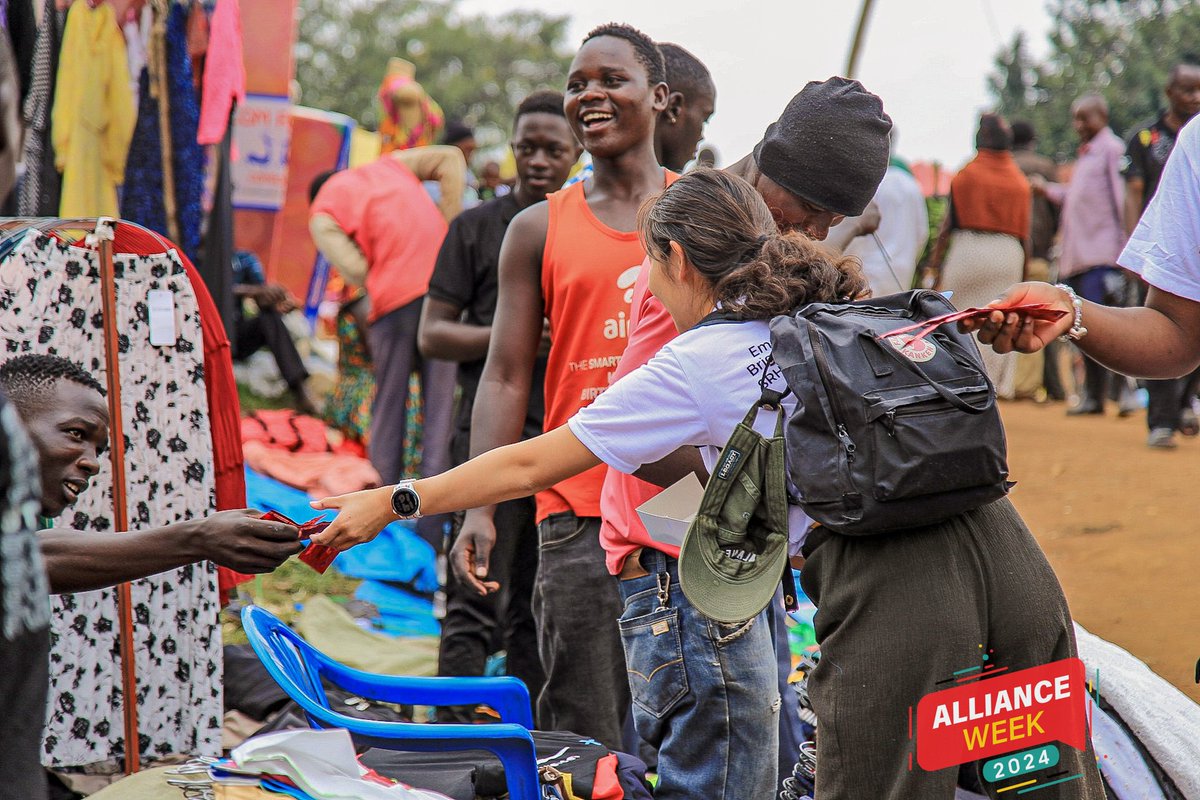 SRHRAllianceUg's tweet photo. One of the many activities we had today was a community outreach where we distributed condoms but also shared with the masses about the importance of practicing safe sex.
#AllianceWeek24 
#RightHereRightNow
#SRHR4All https://t.co/IduZ19pVgc