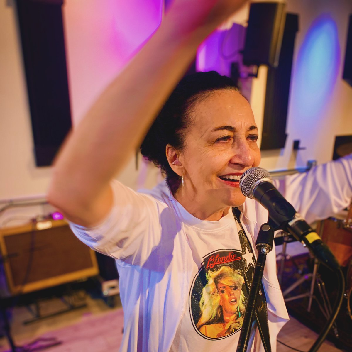 Eljuri's tweet photo. Viva La Música y La Democracia! 🌟 Ready to rock with @Eljuri? Join us for the #EljuriConcertsForDemocracy Feel the rhythm of resistance! 🕺💃 Let’s make some noise for freedom and unity. Are you in? 🎸🔥 https://t.co/AUb9oVQdci
#EljuriLive #LatinaPower #TuVozTuPoder #Vote https://t.co/RmiCGMdtJO