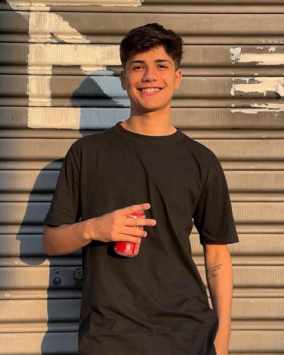 La vida es demasiado corta para no ser feliz 😊