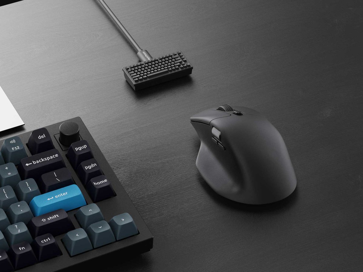 thaumictom's tweet photo. @supleed2 @f4micom @KeychronMK yup, it’s the 4k dongle https://t.co/ZaD2ibqLiu