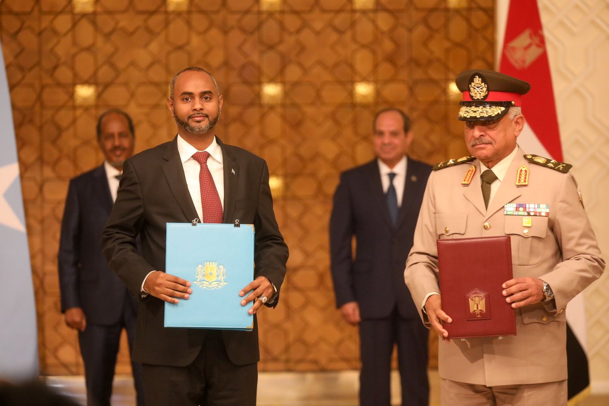 President Hassan Sheikh met with Egyptian President Abdel Fatah El-Sisi in Cairo to oversee the signing of a defense agreement between Somalia &amp; Egypt, aimed at bolstering security cooperation. 

Egypt reiterated its support for Somalia’s sovereignty &amp; territorial integrity.