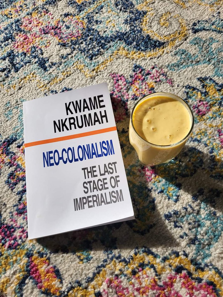 Dasiba!

Here's a soft copy of Nkrumah's book on neocolonialism and imperialism. 

Given how difficult it is to find Osagyefo's books in Ghana, we're very lucky to have this. 

Nkrumah never dies! ✊🏿 🇬🇭 

Download here: drive.google.com/file/d/1PhtMpV…