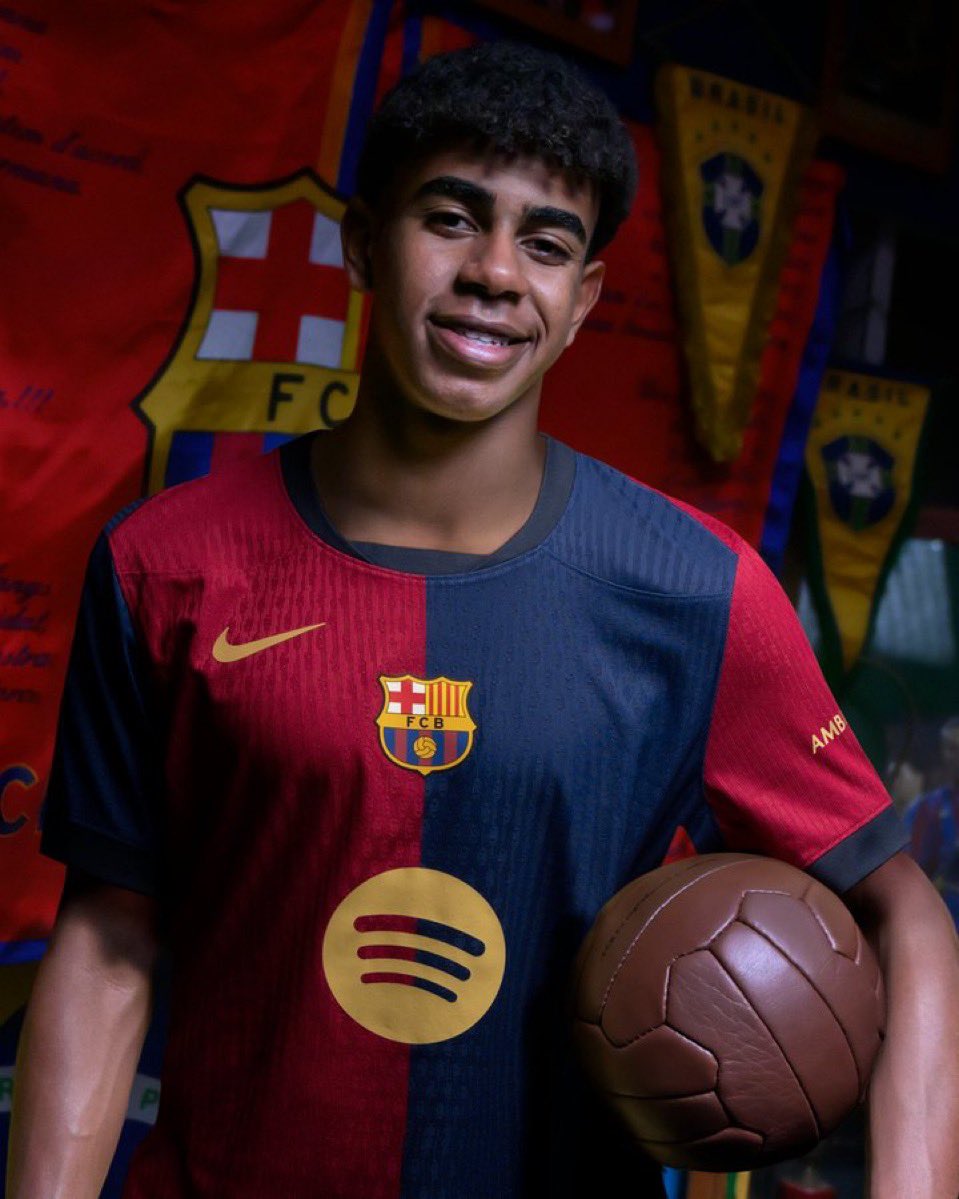 Joan Lapalanca (@joanlapalanca) on Twitter photo 🎁 SORTEO CAMISETA A ELEGIR 🎁
Tras llegar a los 2500 seguidores quiero sortear la nueva camiseta del FC Barcelona de esta temporada 24/25 💙❤️
➡️ Requisitos:
1️⃣ Sígueme <a href="/JoanLapalanca/">Joan Lapalanca</a>
2️⃣ Dale RT a este tweet.
El ganador se dará este Sábado 17 de Agosto.
¡Suerte a todos!🏆 🎁 SORTEO CAMISETA A ELEGIR 🎁
Tras llegar a los 2500 seguidores quiero sortear la nueva camiseta del FC Barcelona de esta temporada 24/25 💙❤️
➡️ Requisitos:
1️⃣ Sígueme <a href="/JoanLapalanca/">Joan Lapalanca</a>
2️⃣ Dale RT a este tweet.
El ganador se dará este Sábado 17 de Agosto.
¡Suerte a todos!🏆