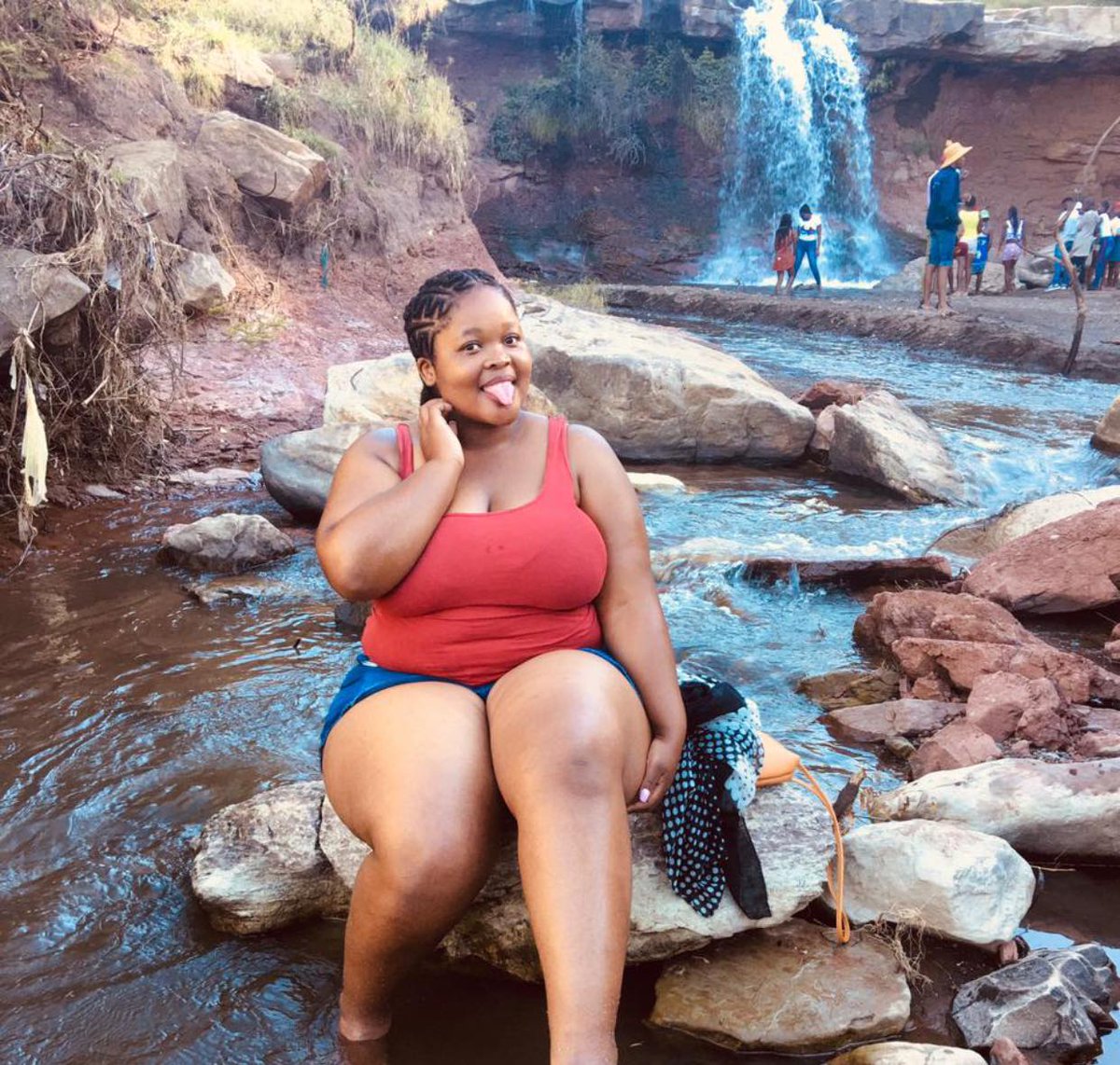 bbw_bigbeautifulworld tweet media