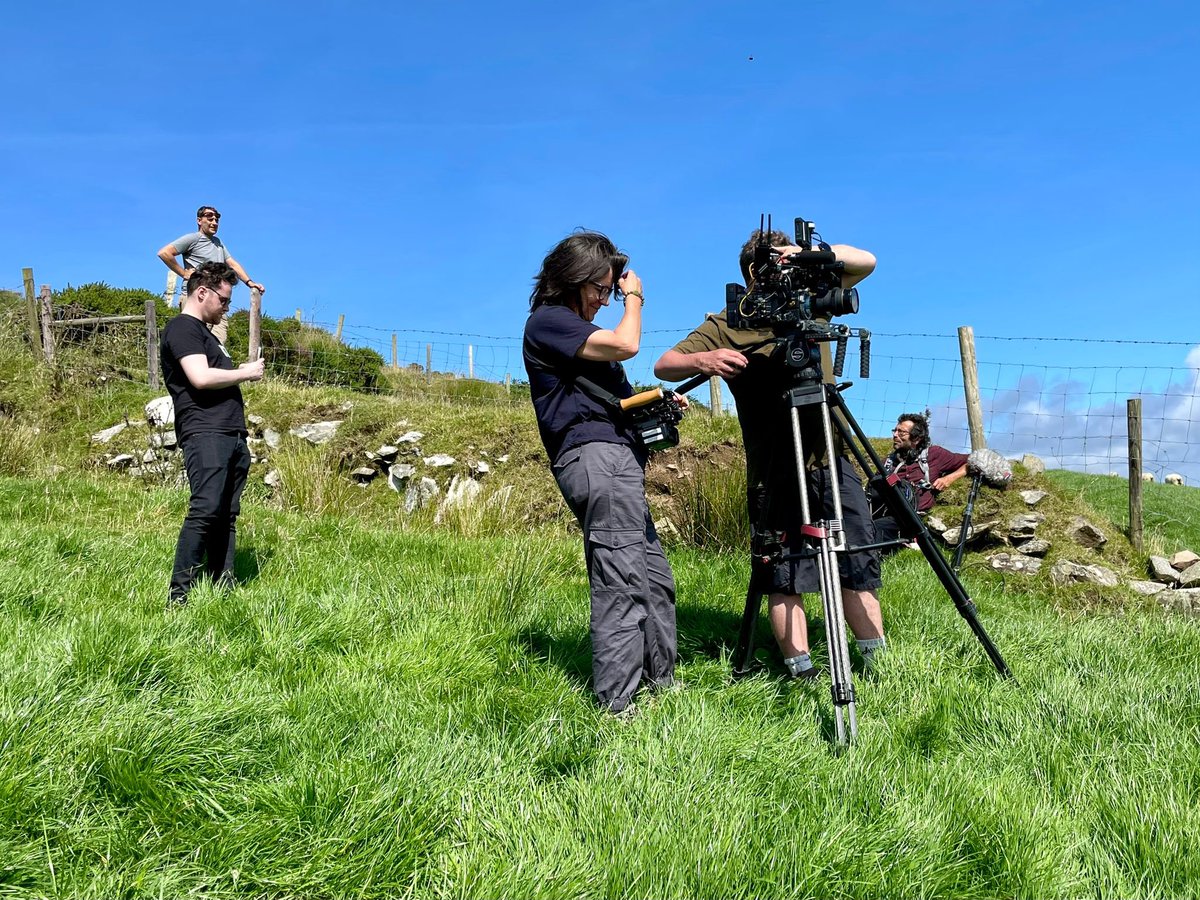 Connemara has been calling me for a long time, to explore how a place and its people can be so powerful. Now we’ve embarked on this documentary and we’re digging deep. All hopes for it are falling into place agus táimid fíorbhuíoch as an bhfáilte a cuireadh romhainn ar an turas.