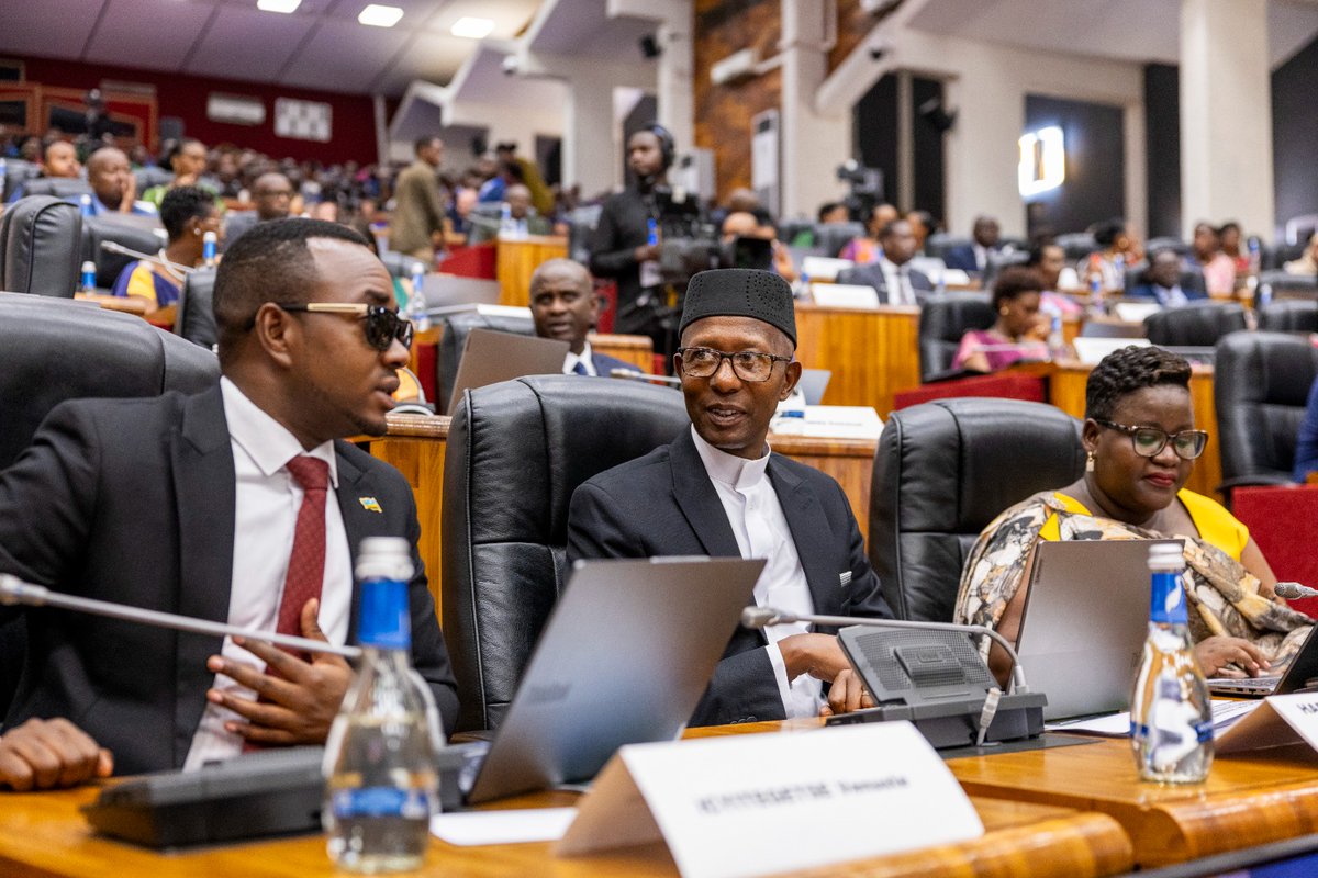 NewTimesRwanda's tweet photo. PHOTOS: President #Kagame is expected on Wednesday afternoon to officiate at the swearing-in ceremony of @RwandaParliamnt's 80 new Members of Parliament.

📸: @MugwizaO /TNT https://t.co/d46RhY0iIQ