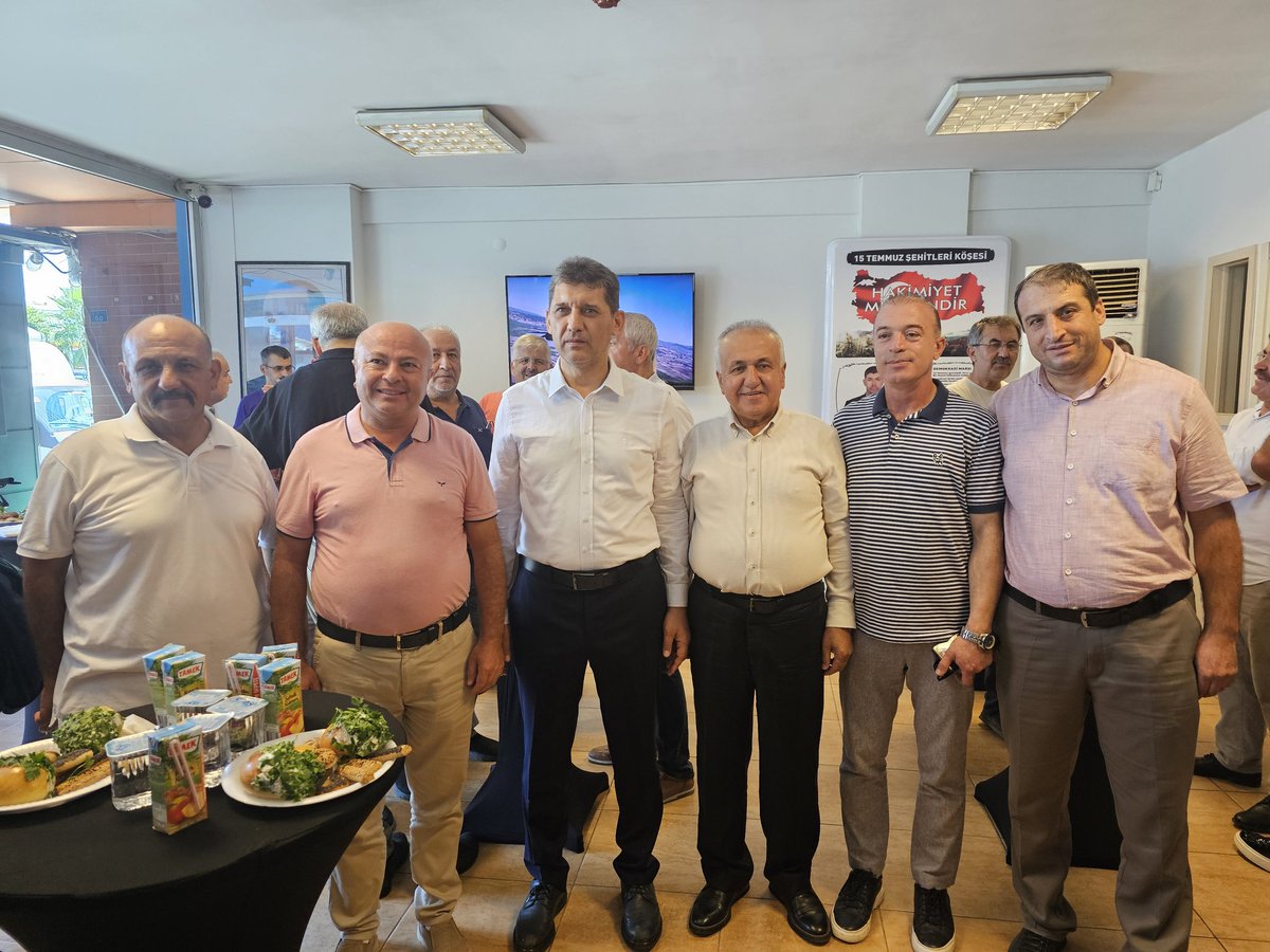 duralikolpak's tweet photo. AK Parti'nin 23. kuruluş yıldönümü dolayısıyla İl Başkanlığında düzenlenen toplantıya katıldık. AK Parti ve Cumhurbaşkanımız Recep Tayyip Erdoğan 23 yıldır milletin sesi ve umudu olmuş, umudu olmaya devam etmektedir. @alicetin_07 https://t.co/Mie46TNqgt