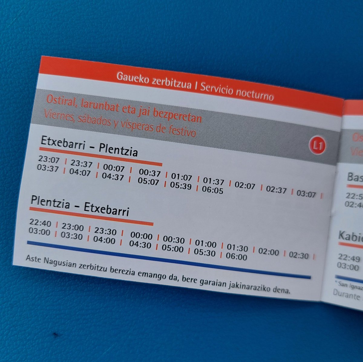 TweetAlexvar's tweet photo. Ayer estuve por Bilbao y estoy flipando con que su metro tenga servicio nocturno los viernes, sábados y vísperas de festivos durante el verano, con frecuencias de *30* minutos.

@metro_madrid toma nota!! 📝 https://t.co/QZxVhVgzua