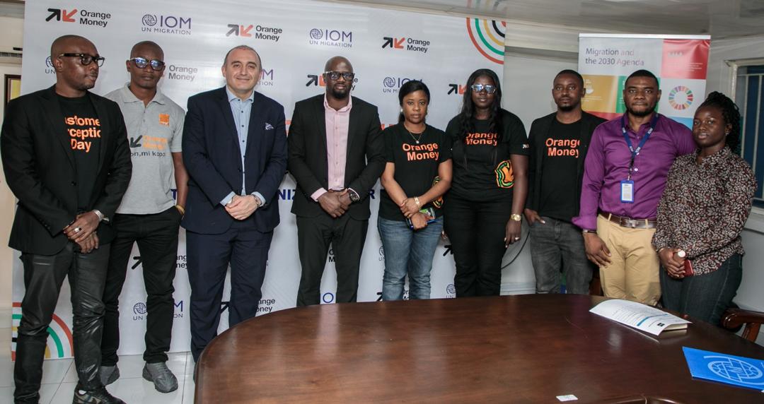 Christo25368370's tweet photo. In ligne with the theme of Youth Day 2024 "From Clicks to Progress:Youth Digital Pathways for Sustainable Development" we signed our agreement with @Orangemoneysl. Digitalization &amp; Private sector engagement are key to harness the full potential of migration.@IOMSierraLeone https://t.co/OFOtmHGETz