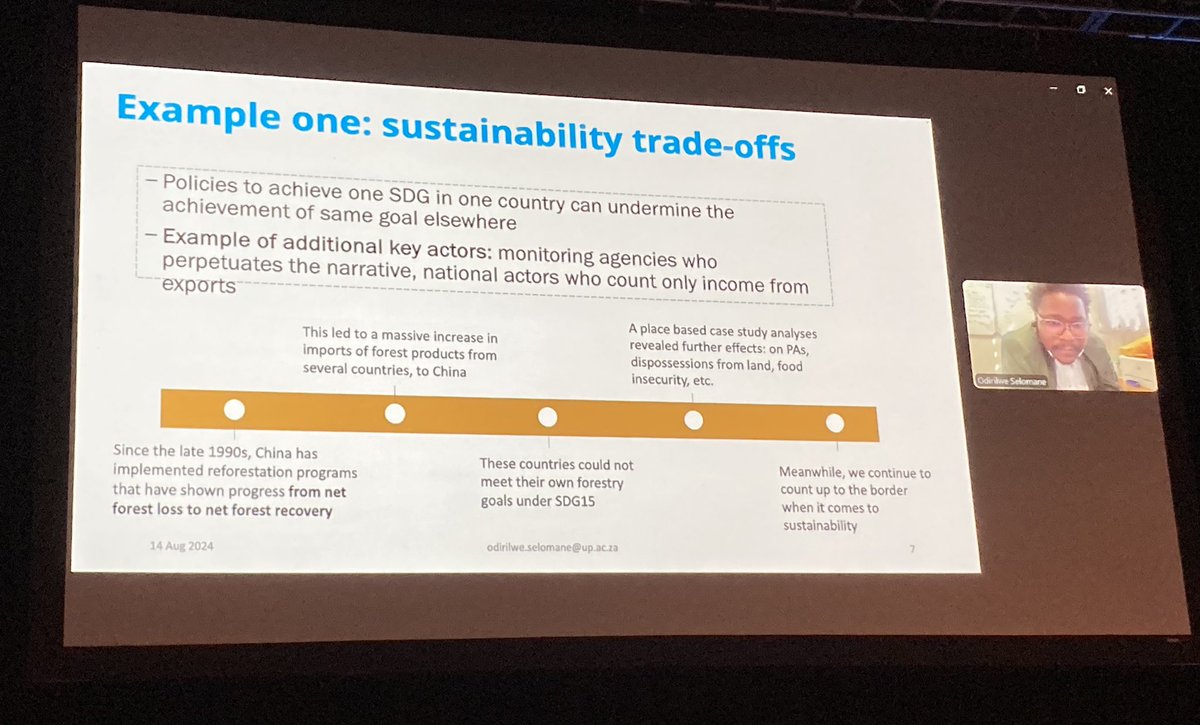 Day 3 <a href="/PECS_Project/">PECS</a> #PECS3 conference plenary. <a href="/OdirilweS/">Odirilwe Selomane</a> highlighting fascinating elements of scale issues in SES assessments. Sustainability trade-offs for example, a short 🧵 1/6