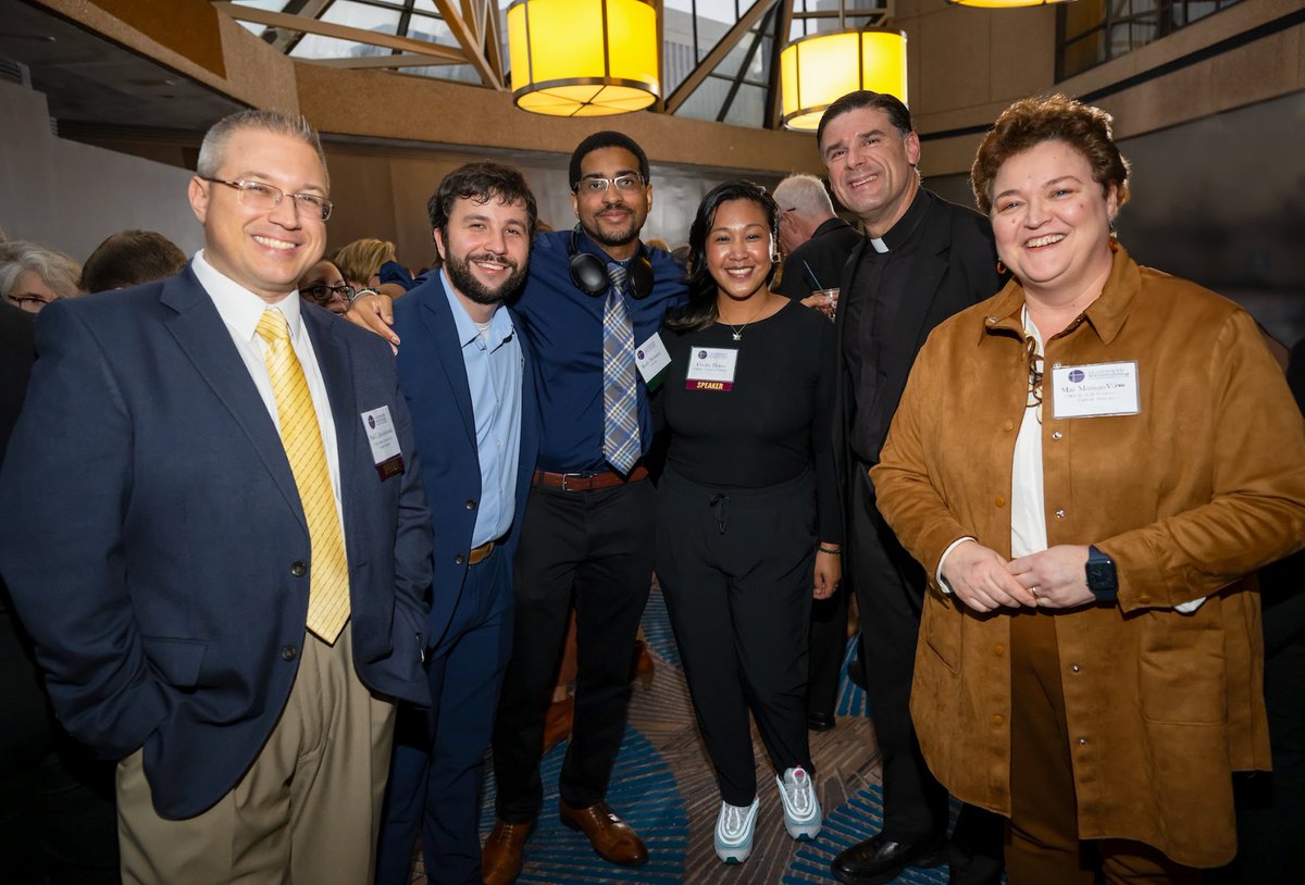 LeadershipRound's tweet photo. Join our network of Catholic leaders! Subscribe to our newsletter for the latest news, leadership tips, and events. https://t.co/ibvCOULwPK

#CatholicLeaders #LeadershipTips #SynodalChurch #PartnerInMission https://t.co/G5fyqpoSbC