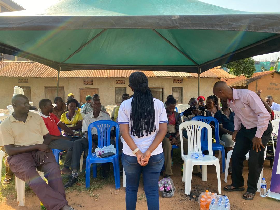 Legal Aid Project of Uganda Law Society (@lap_uls) on Twitter photo Our LAP Kampala Clinic officers @rhoben256 , <a href="/lydiakyakuwa/">Lynn Lydia</a> held sensitisation of locals at Ntinda - Kigowa. In this, the attendants were taught about Land rights, administration of estates, criminal procedure, marriage and divorce.
<a href="/IDLO/">International Development Law Organization</a> Our LAP Kampala Clinic officers @rhoben256 , <a href="/lydiakyakuwa/">Lynn Lydia</a> held sensitisation of locals at Ntinda - Kigowa. In this, the attendants were taught about Land rights, administration of estates, criminal procedure, marriage and divorce.
<a href="/IDLO/">International Development Law Organization</a>