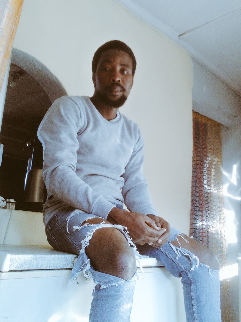 Andiloudj's tweet photo. @Andiloudj mubizana Omnyama https://t.co/nCupn4xM4d