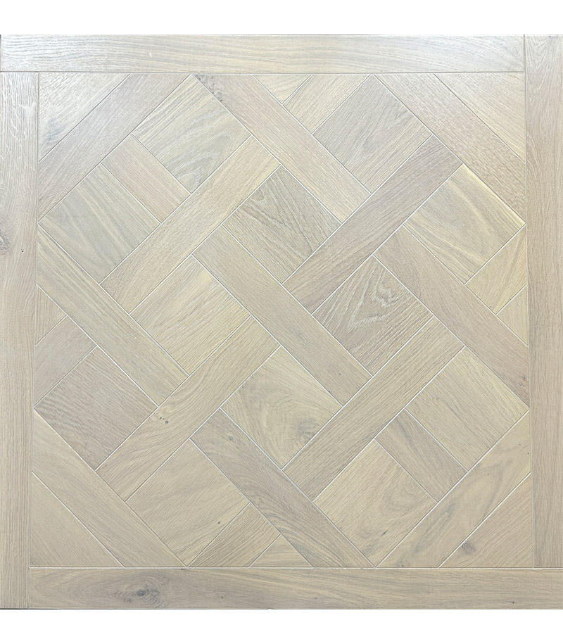 Walk on Art. Our Bespoke Cream Oak Versailles panels aren’t just flooring—they're a statement.

#brilliantwoodflooring #luxuryflooring #FlooringFinesse